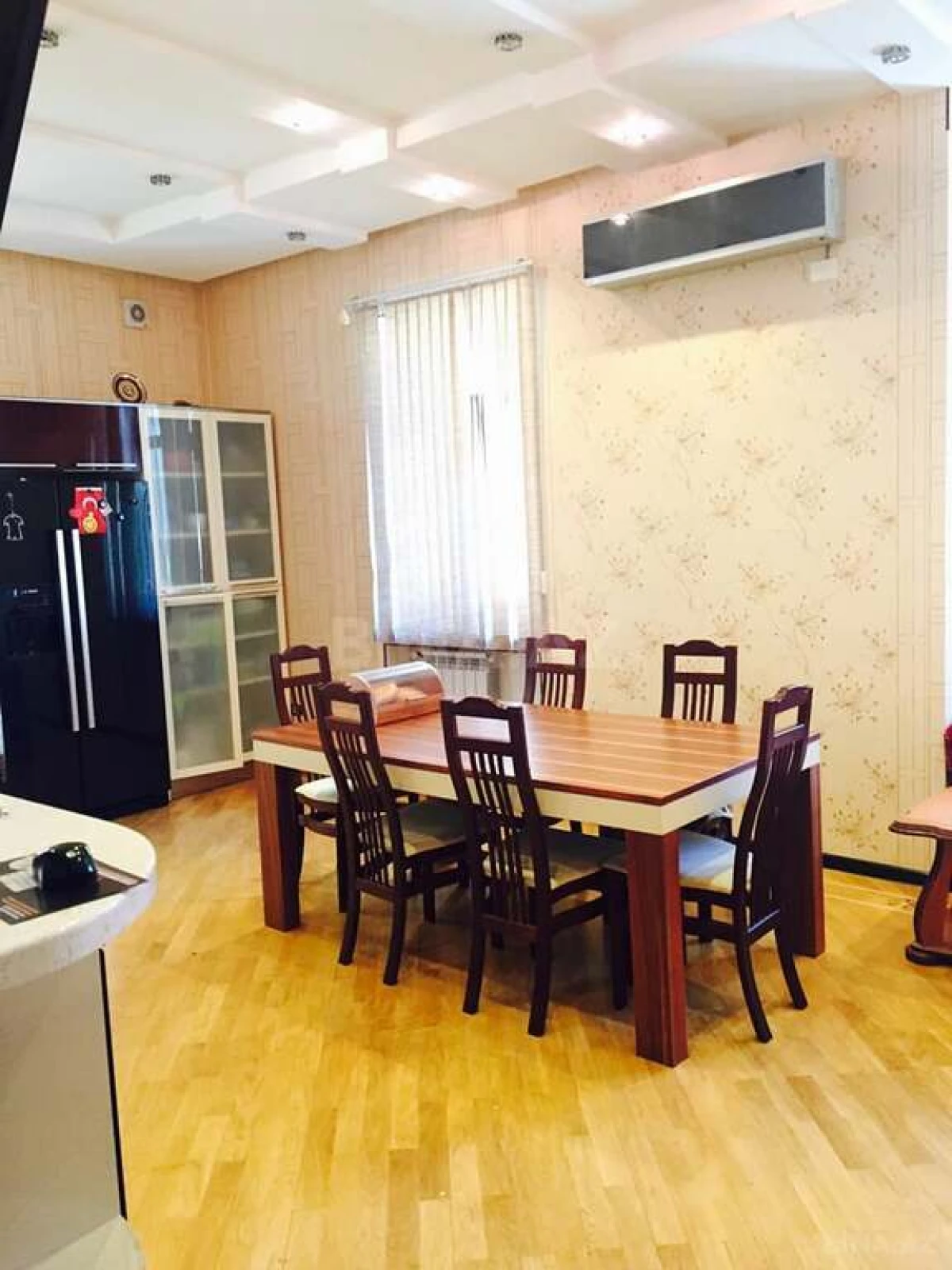 Kirayə verilir 11 otaqlı ofis 650 m²