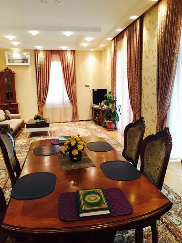 Kirayə verilir 11 otaqlı ofis 650 m²