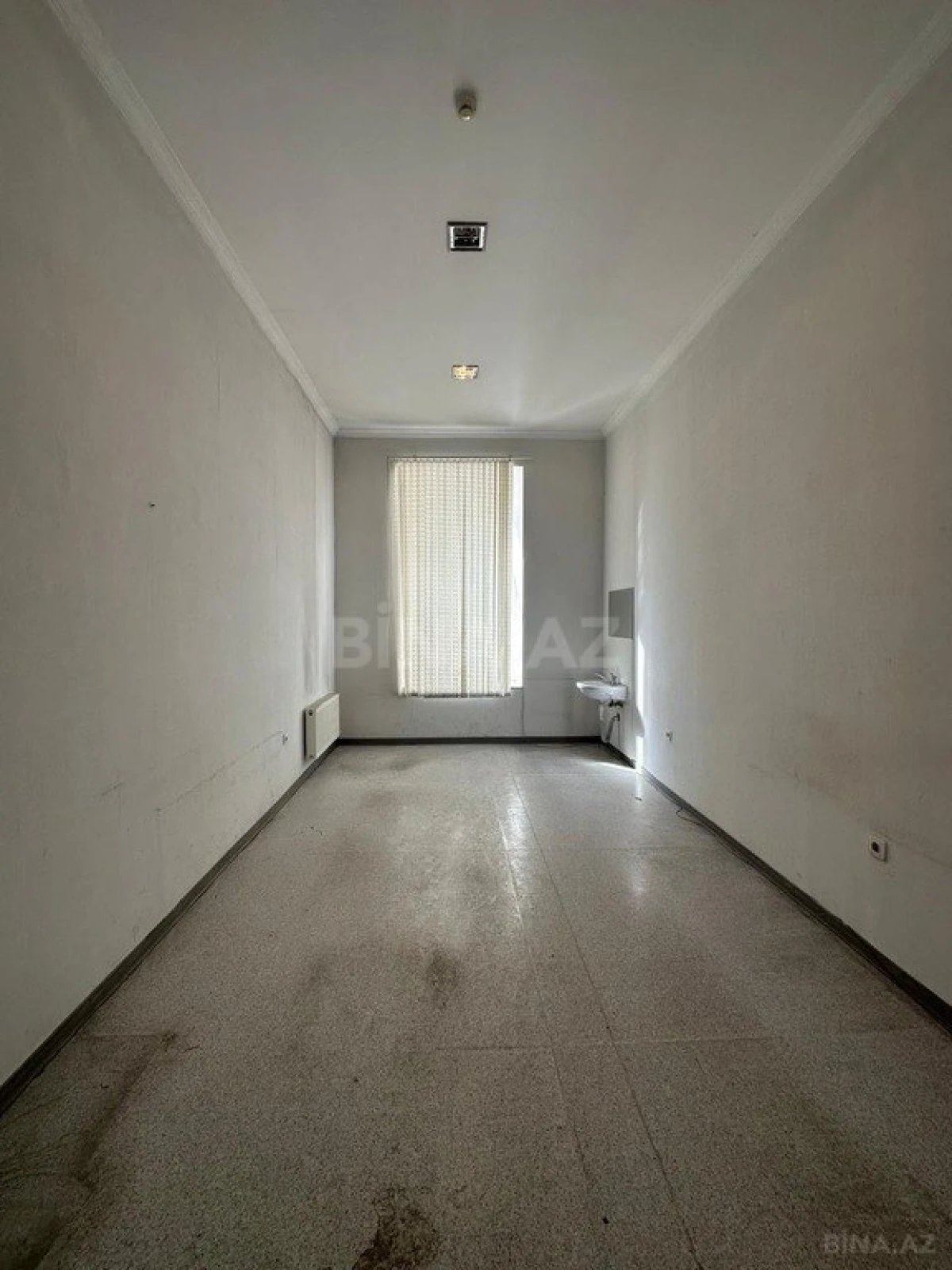 Satılır obyekt 430 m²