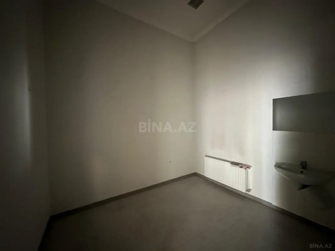 Satılır obyekt 430 m²