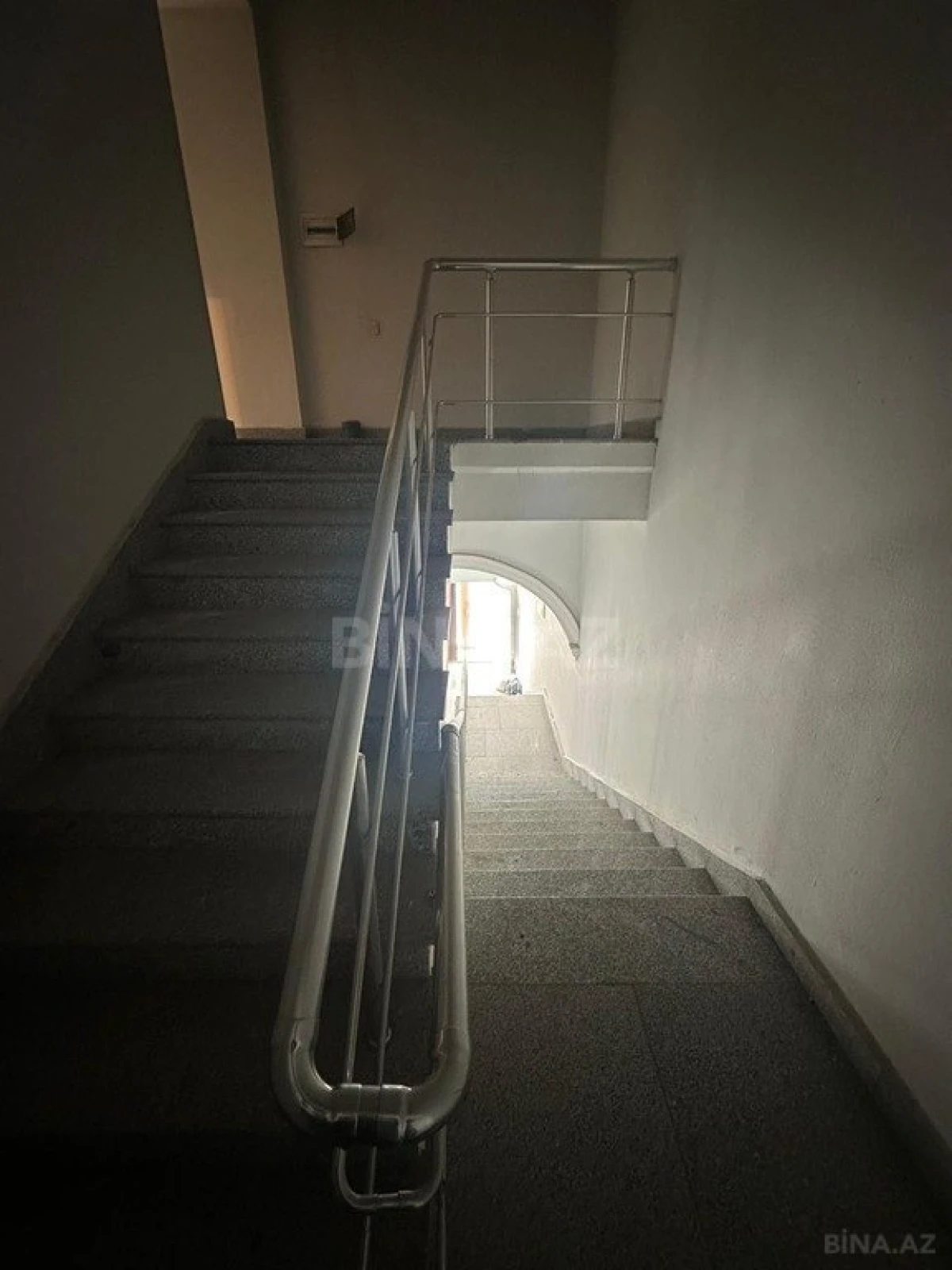 Satılır obyekt 430 m²