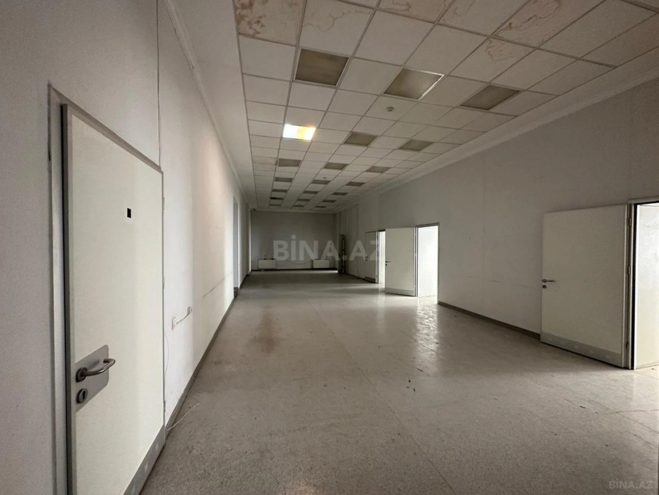 Satılır obyekt 430 m²