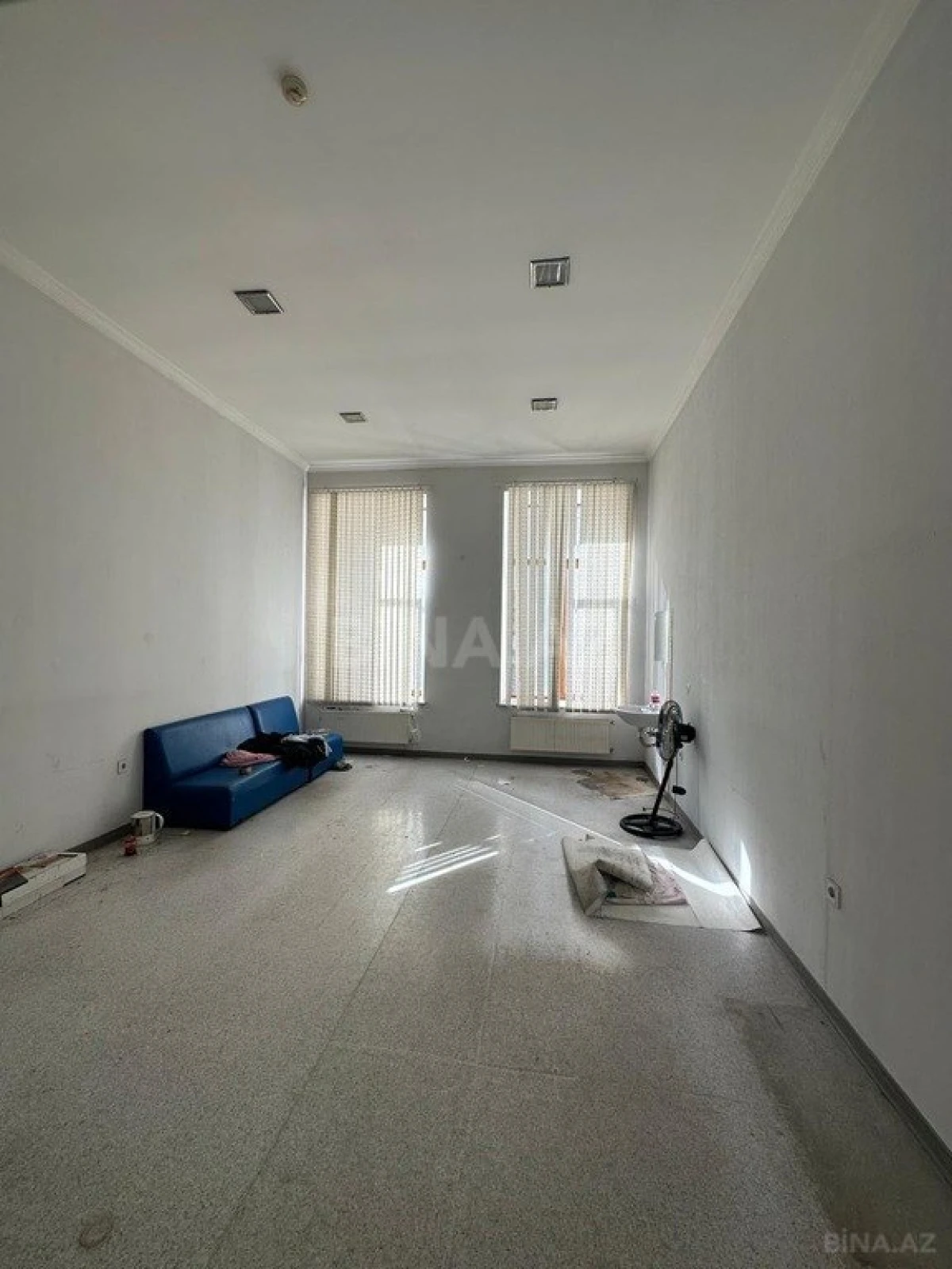 Satılır obyekt 430 m²