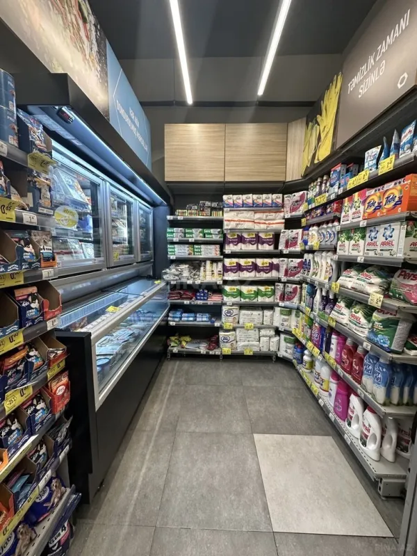 Satılır obyekt 140 m²