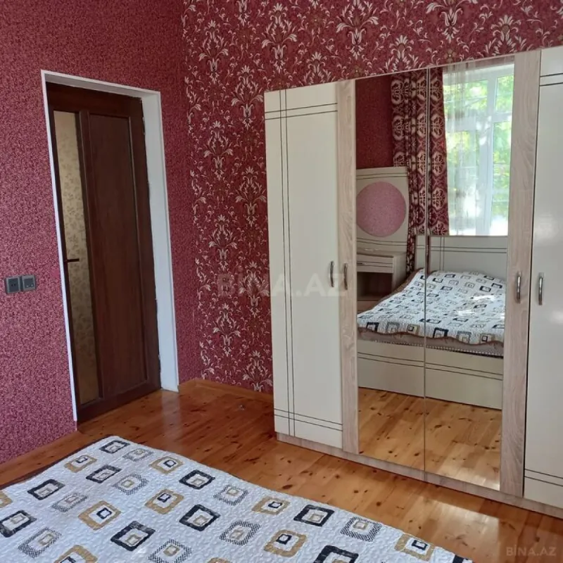 Kirayə verilir 4 otaqlı həyət evi 100 m²