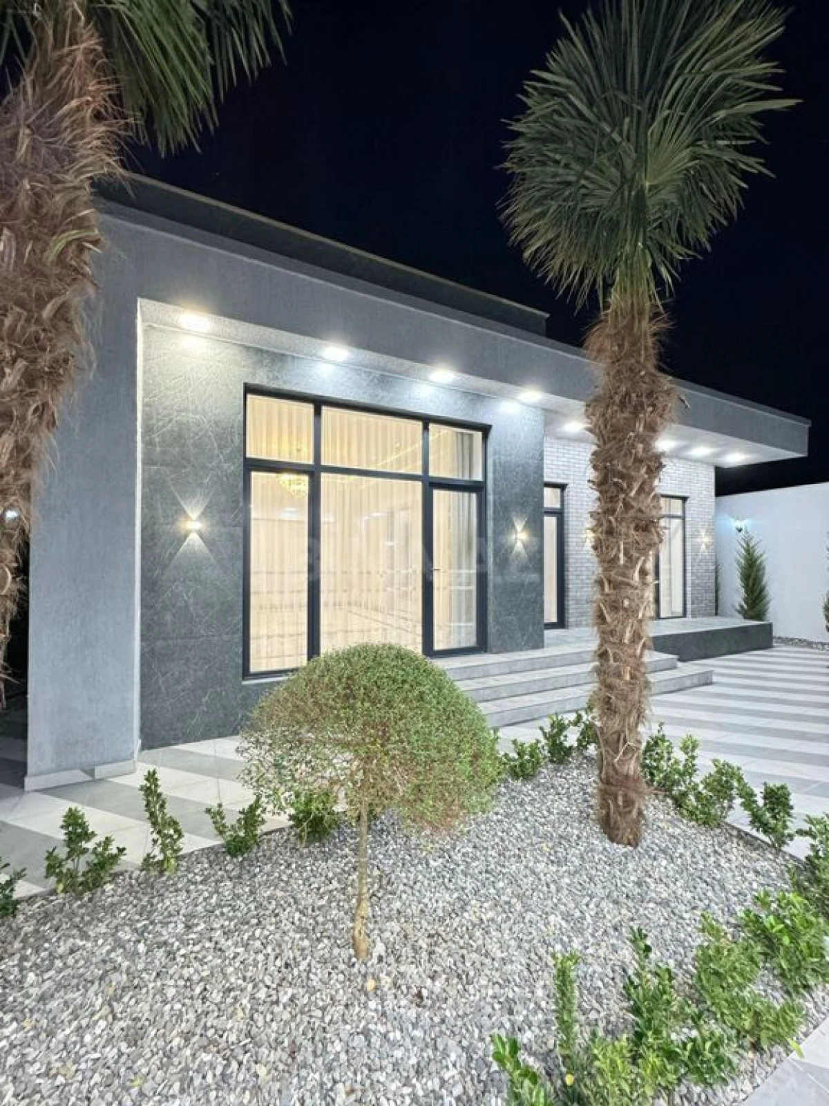 Satılır 4 otaqlı həyət evi 170 m²