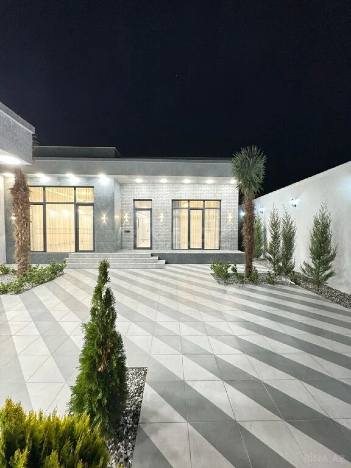 Satılır 4 otaqlı həyət evi 170 m²