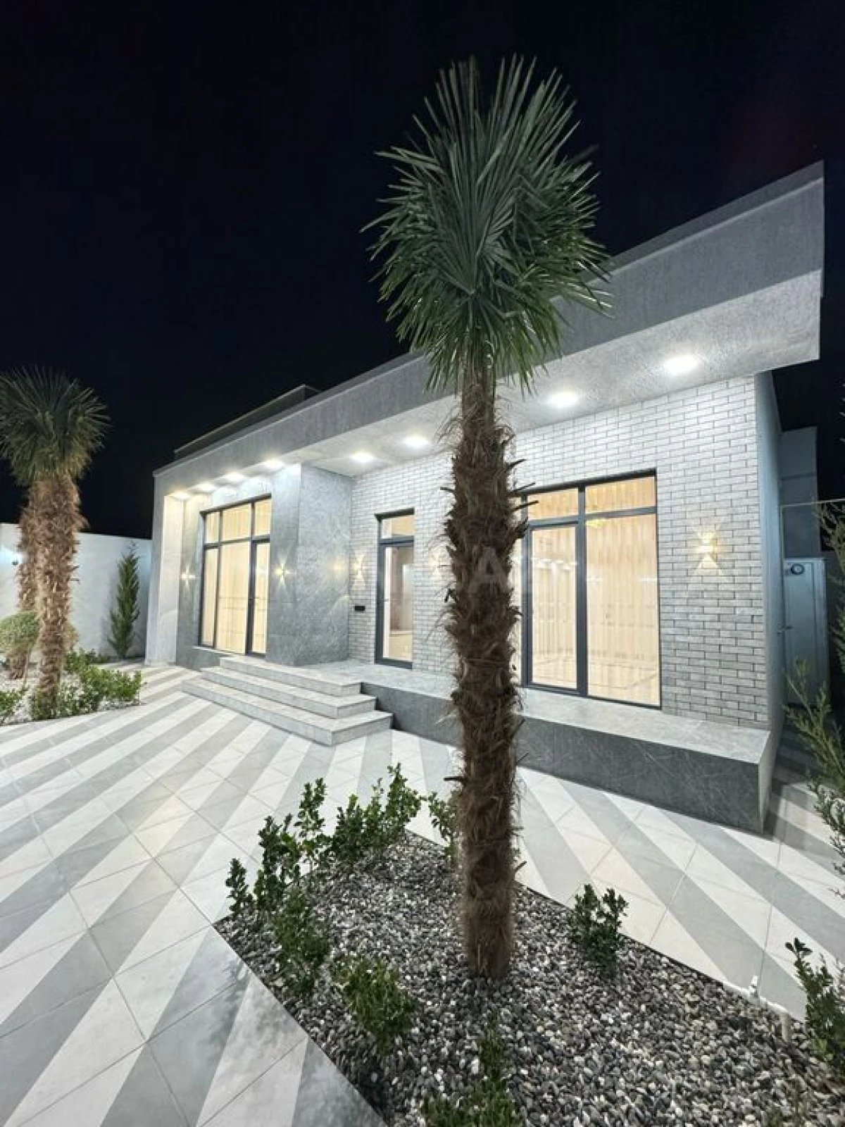 Satılır 4 otaqlı həyət evi 170 m²