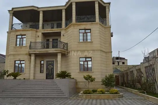 Satılır 7 otaqlı həyət evi 500 m² — Bakı, Badamdar 7 otaq 500.00 m²