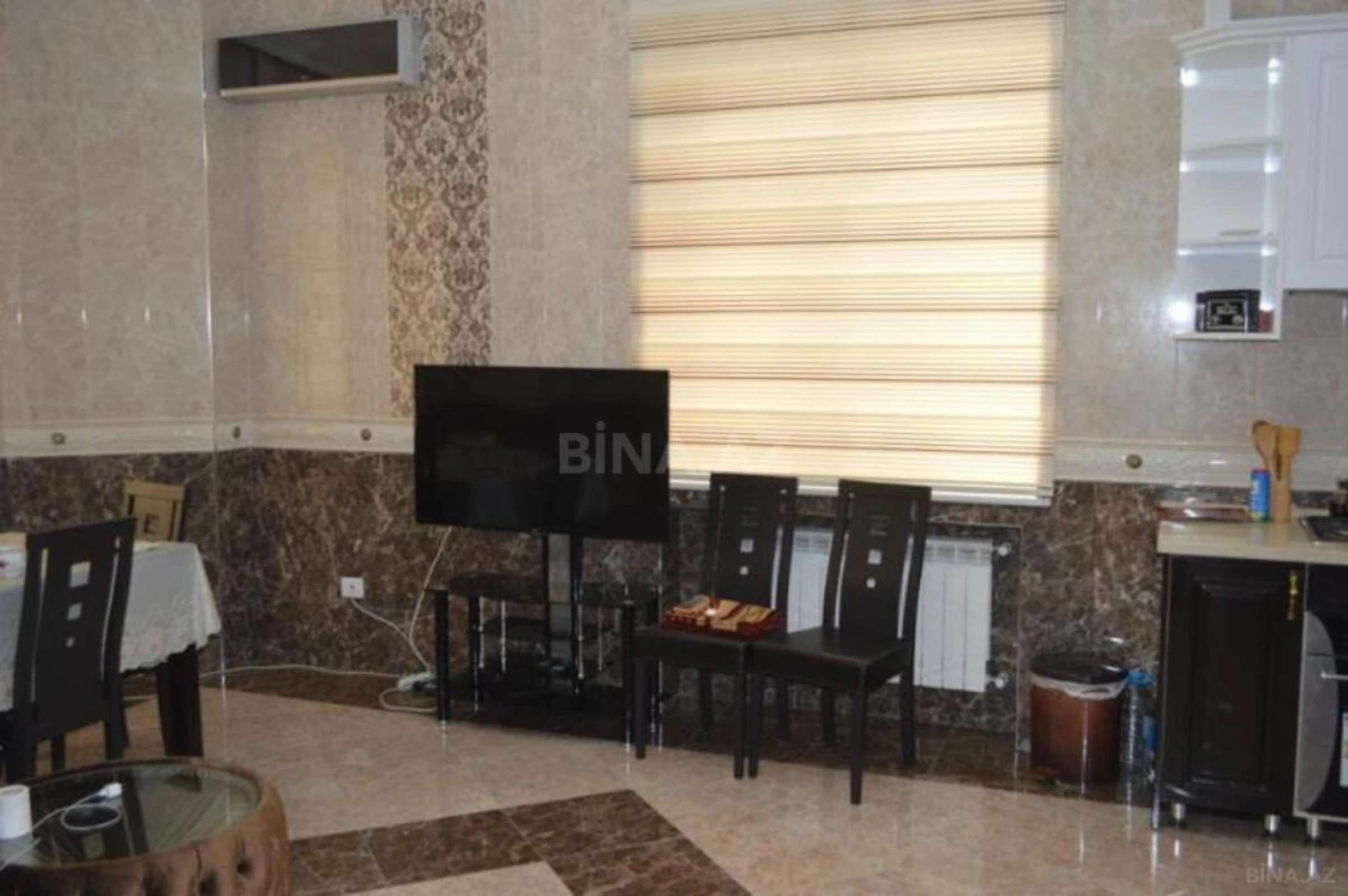 Satılır 7 otaqlı həyət evi 500 m²