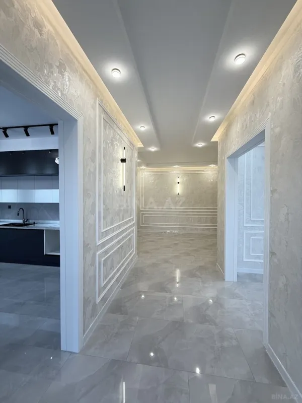 Satılır 5 otaqlı həyət evi 220 m²