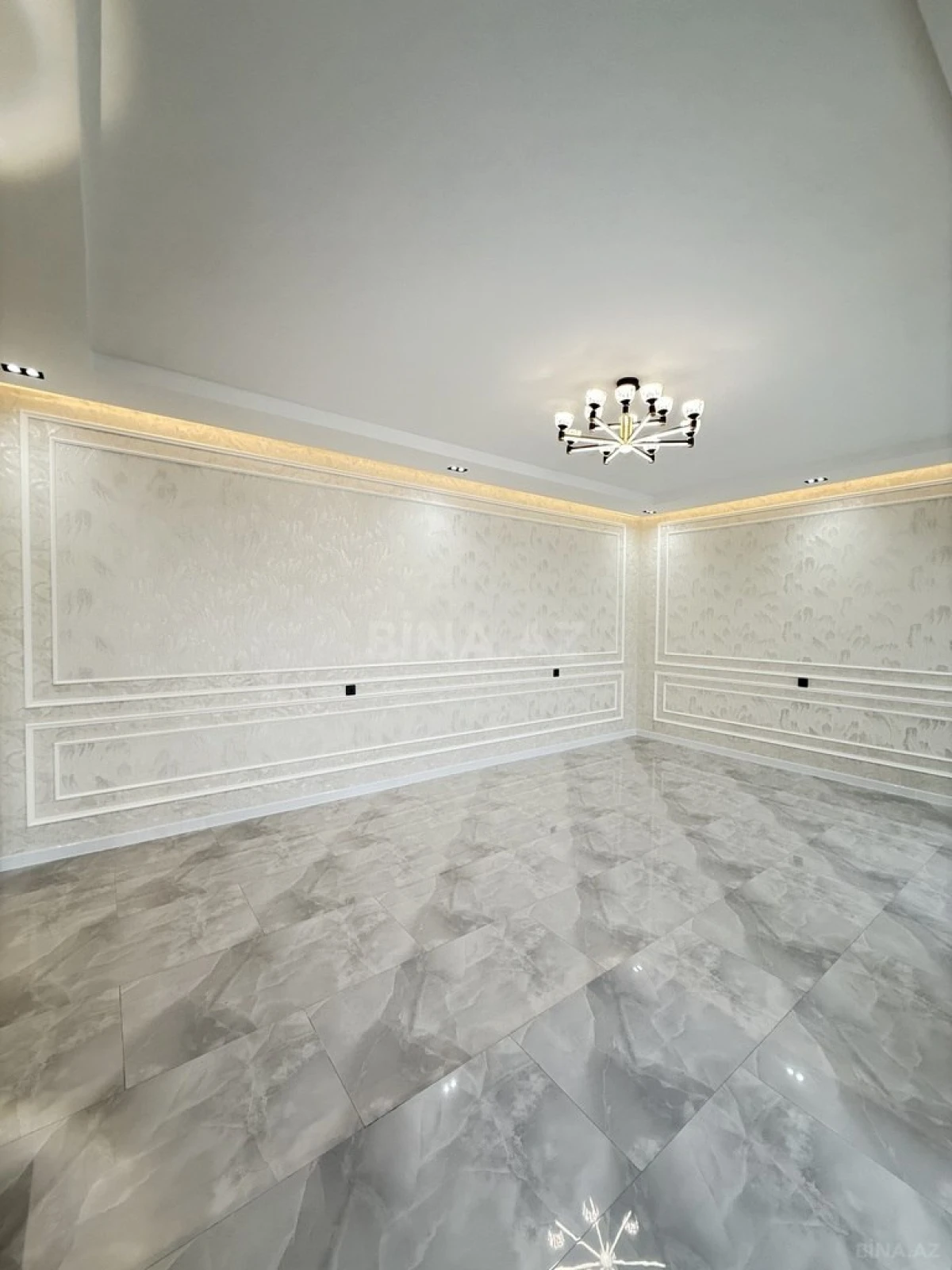 Satılır 5 otaqlı həyət evi 220 m²