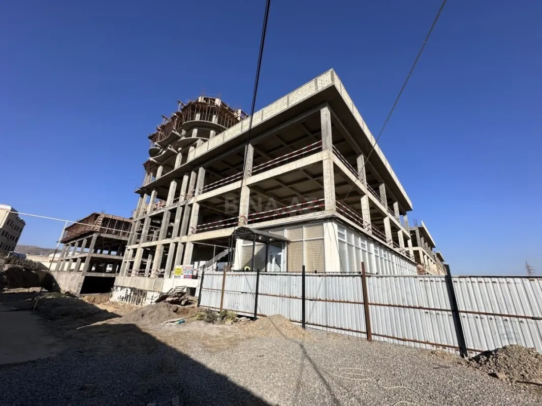 Satılır 2 otaqlı mənzil 79 m²