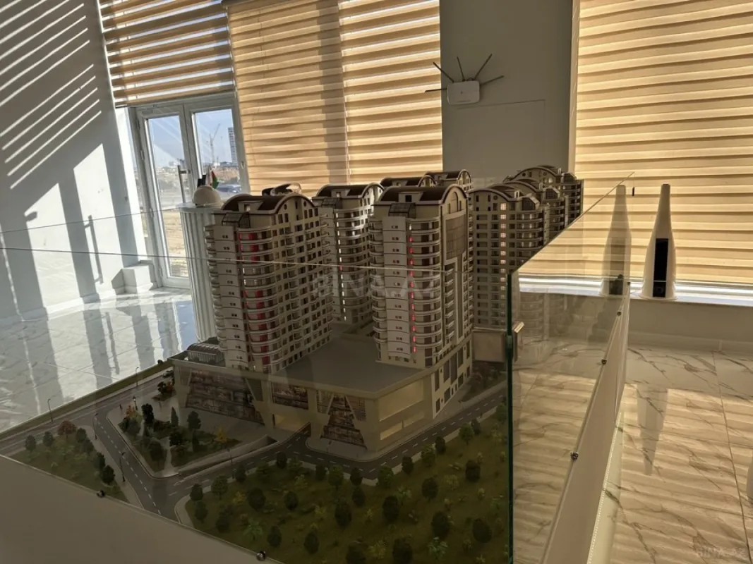 Satılır 2 otaqlı mənzil 79 m²