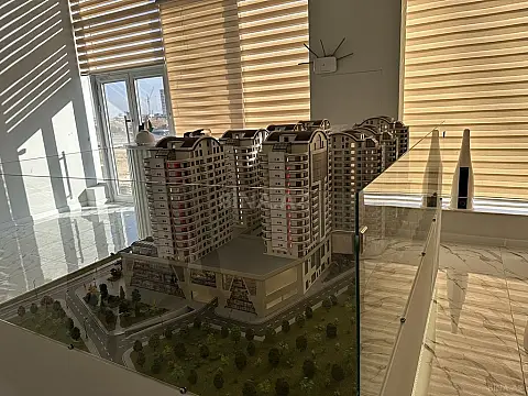 Satılır 2 otaqlı mənzil 79 m²