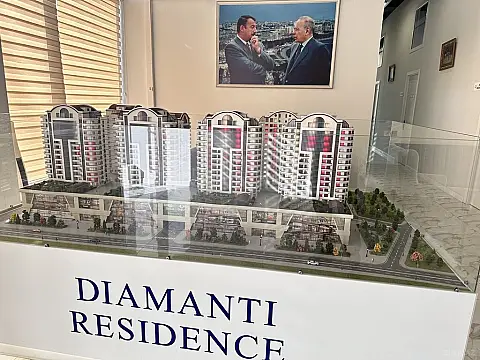 Satılır 2 otaqlı mənzil 79 m²
