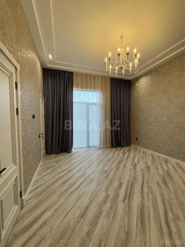 Satılır 4 otaqlı həyət evi 200 m²