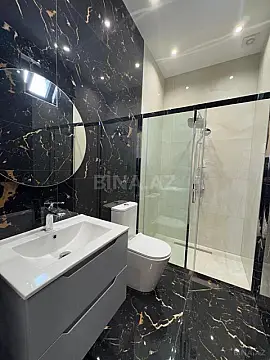 Satılır 4 otaqlı həyət evi 200 m²