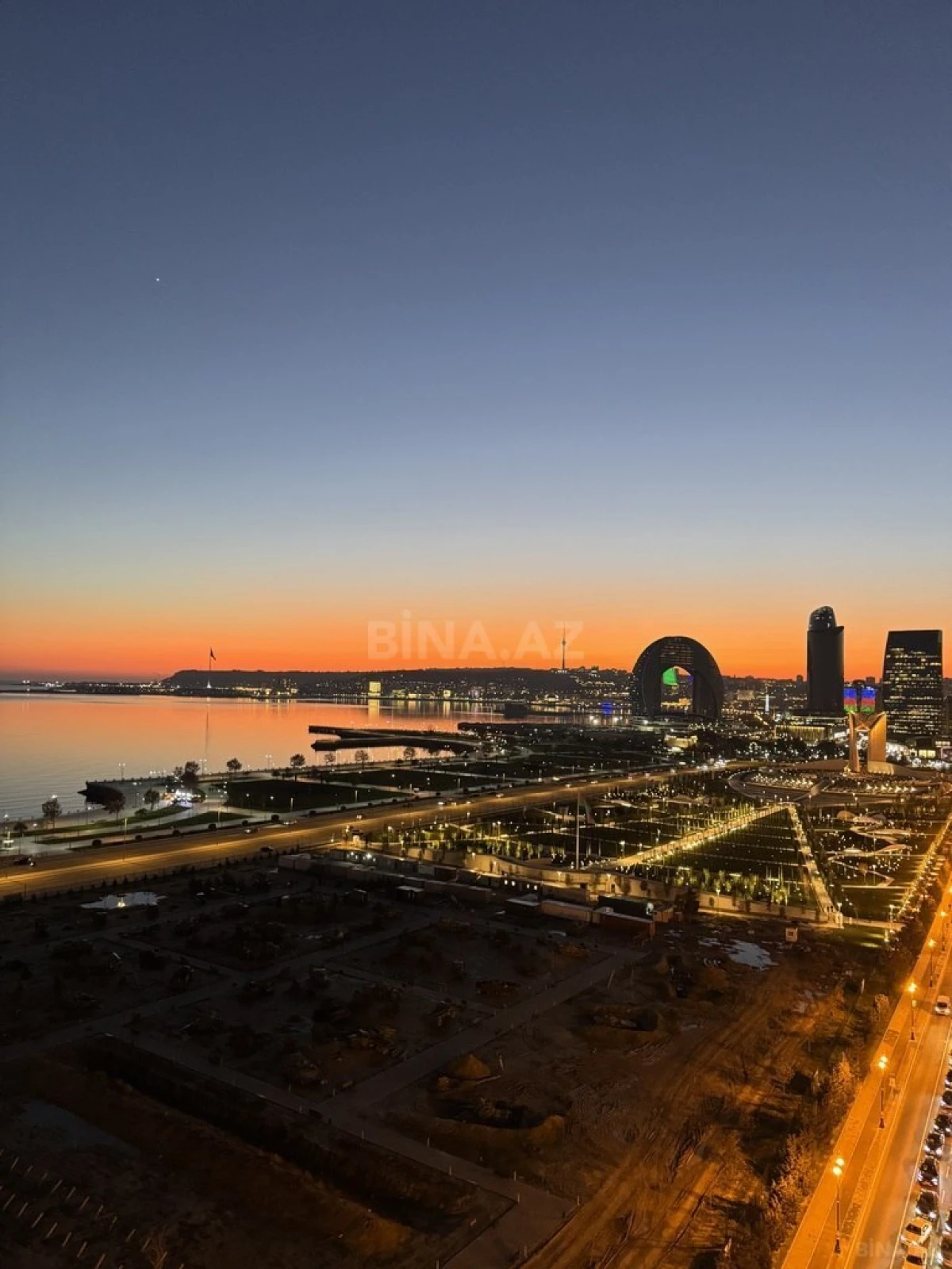 Kirayə verilir 3 otaqlı mənzil 200 m²