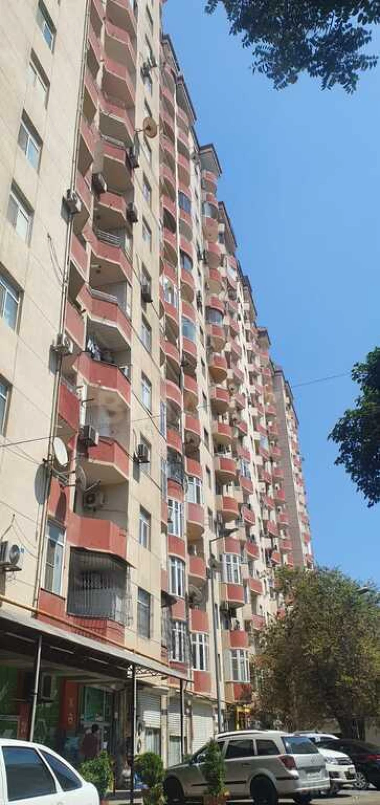 Satılır obyekt 50 m²