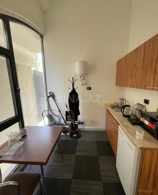 Satılır obyekt 50 m²