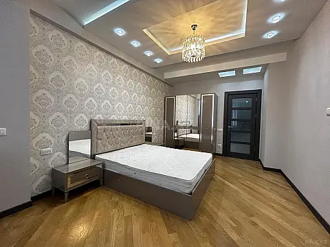 Kirayə verilir 3 otaqlı mənzil 115 m²