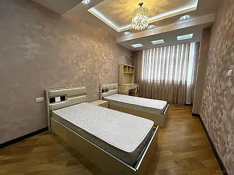 Kirayə verilir 3 otaqlı mənzil 115 m²