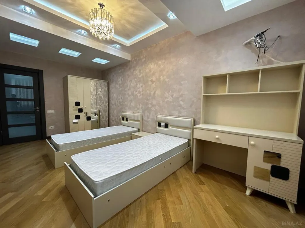 Kirayə verilir 3 otaqlı mənzil 115 m²