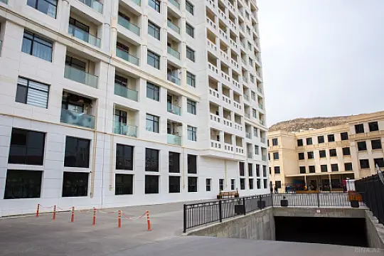 Satılır 3 otaqlı mənzil 154.6 m²