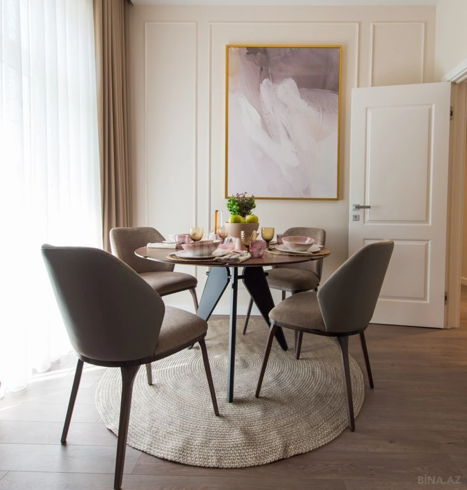 Satılır 3 otaqlı mənzil 123.7 m²