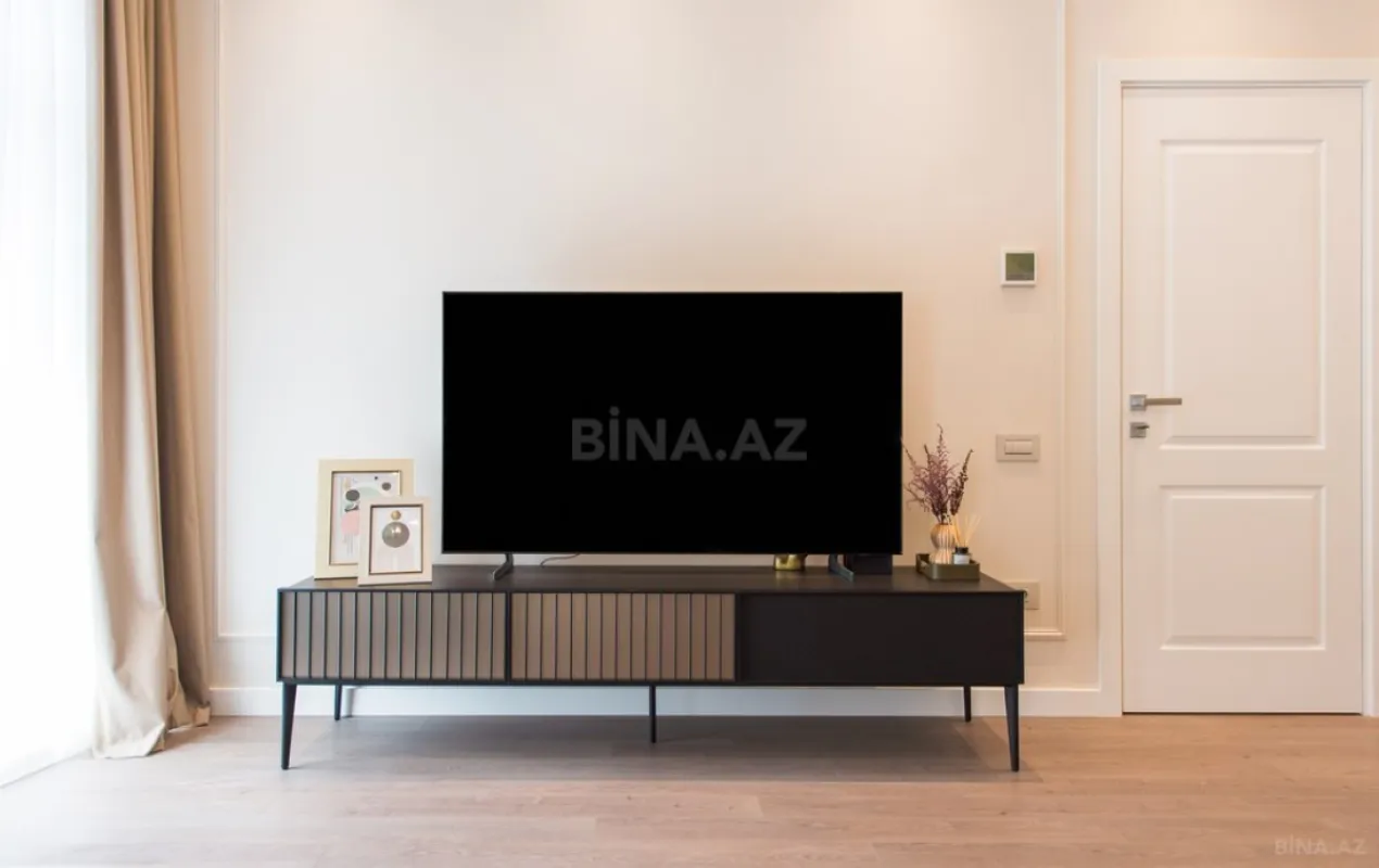 Satılır 3 otaqlı mənzil 123.7 m²