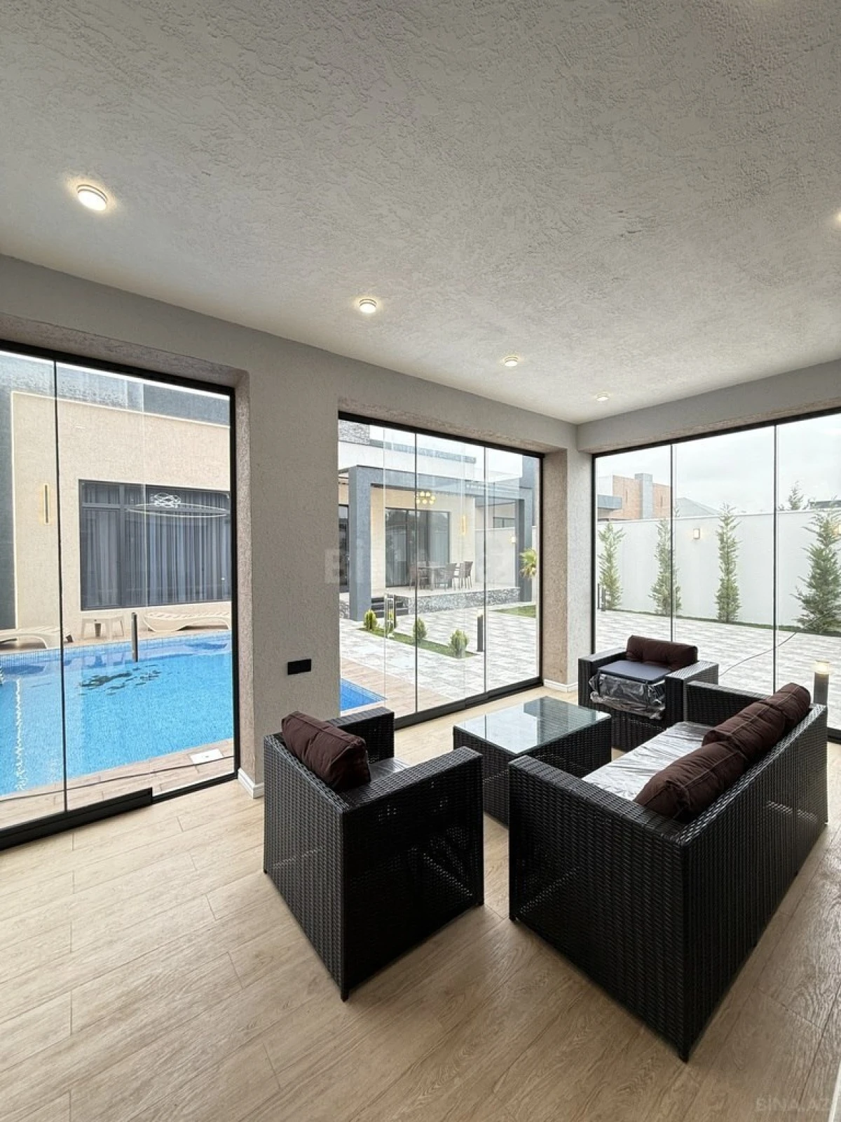 Satılır 4 otaqlı həyət evi 170 m²