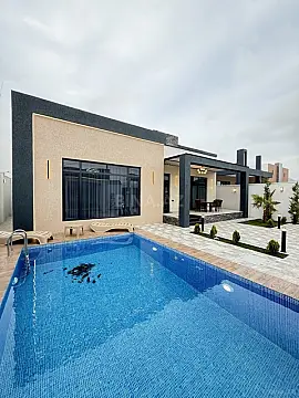 Satılır 4 otaqlı həyət evi 170 m²