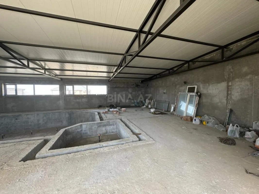 Satılır 3 otaqlı mənzil 130 m²