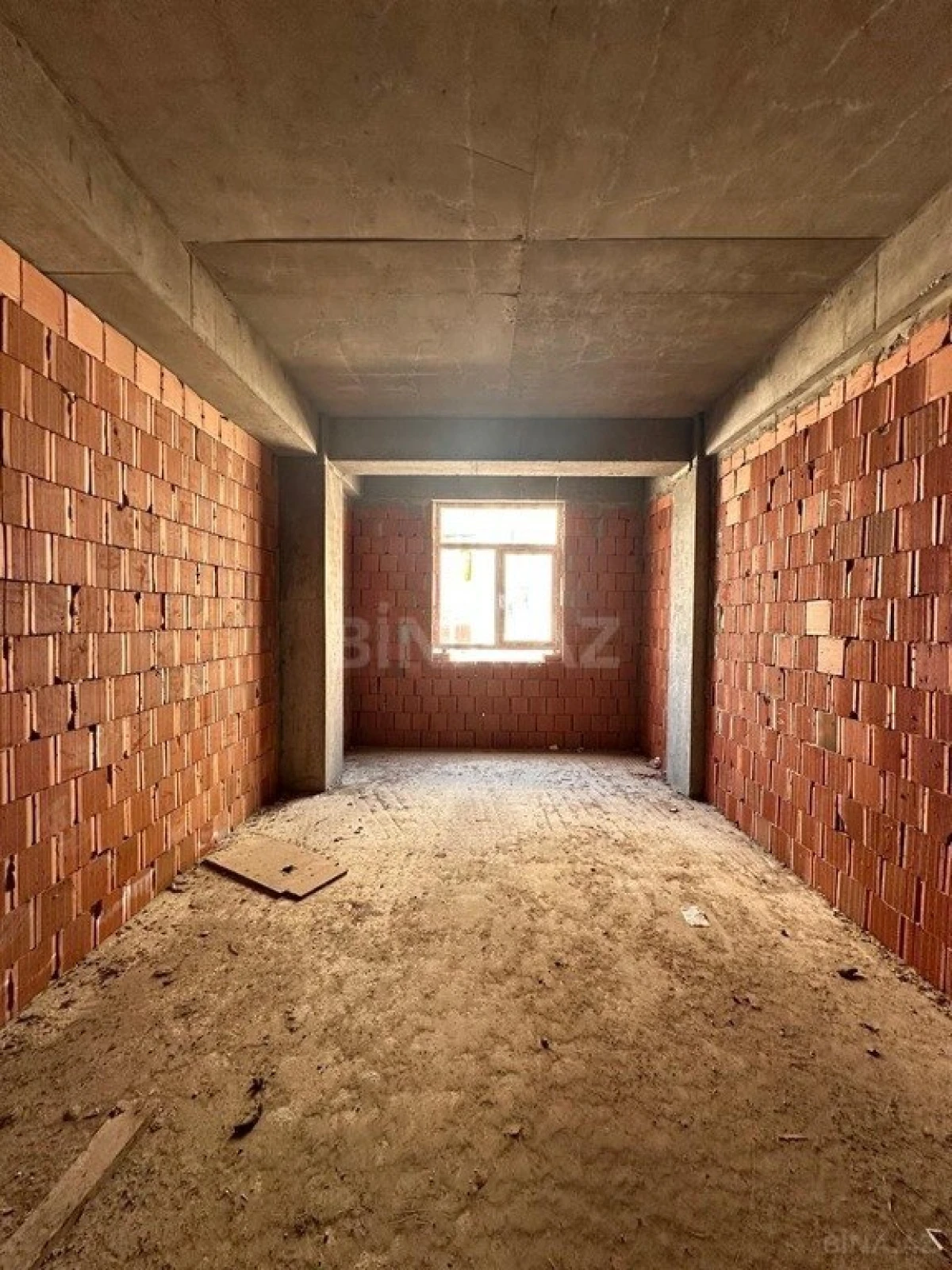 Satılır 2 otaqlı mənzil 57 m²