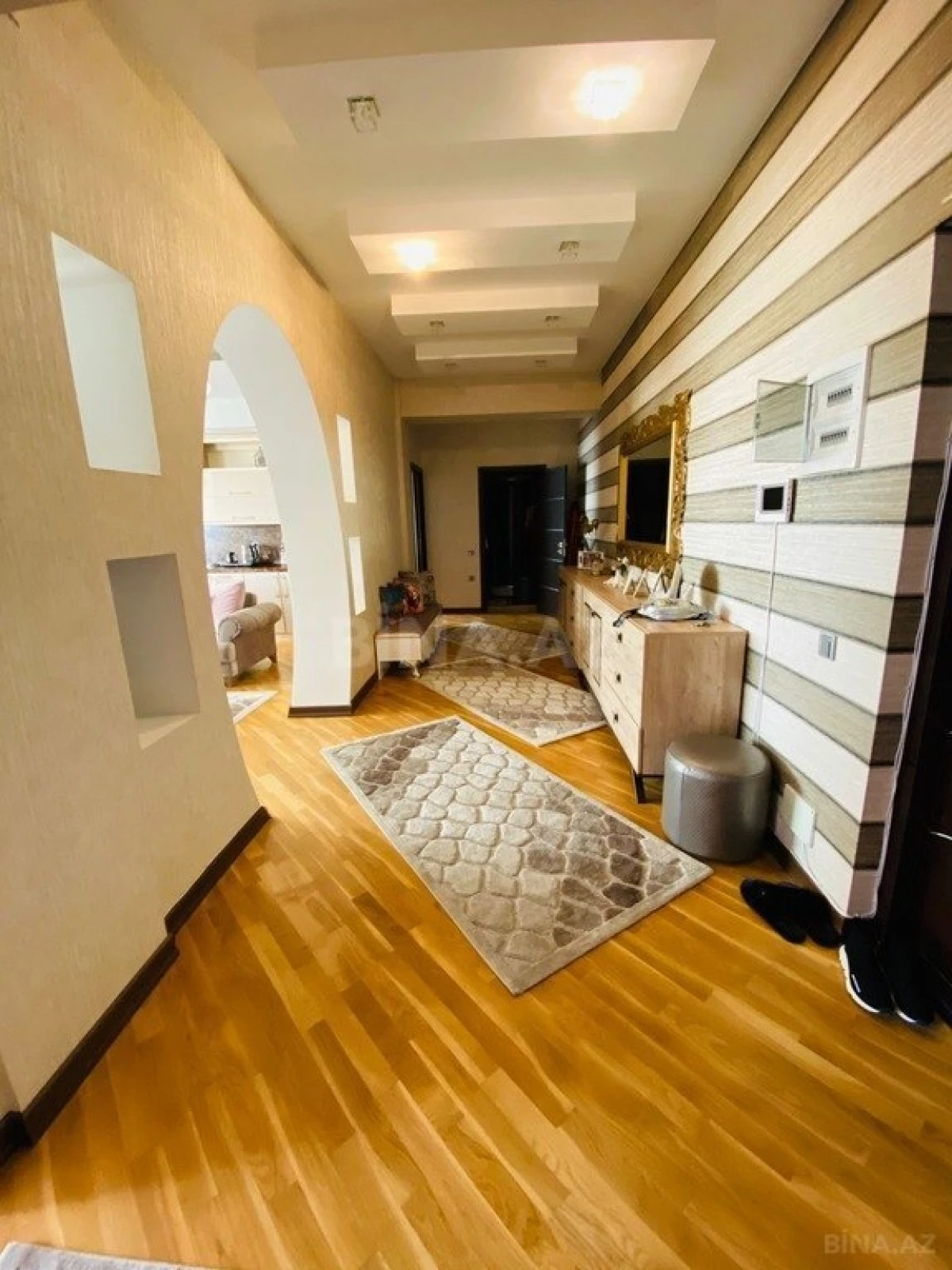 Satılır 3 otaqlı mənzil 100 m²