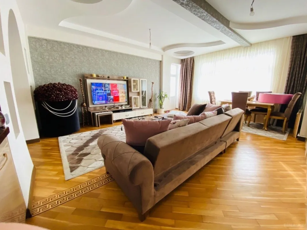 Satılır 3 otaqlı mənzil 100 m²