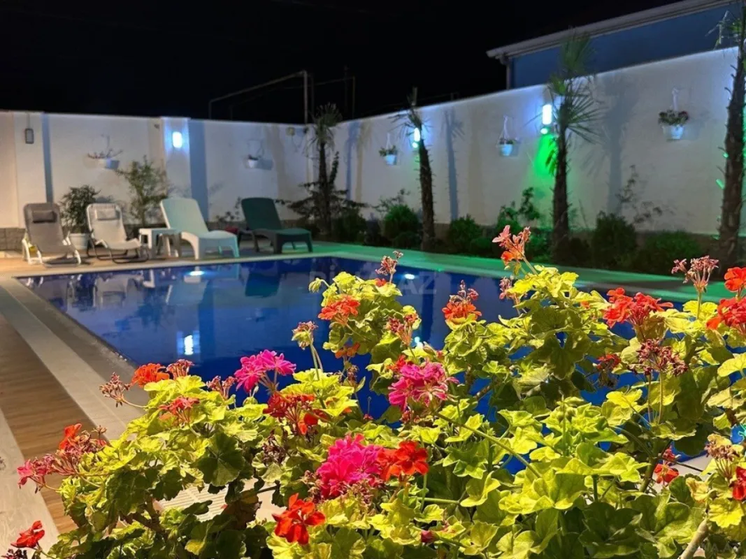 Kirayə verilir 4 otaqlı həyət evi 200 m²