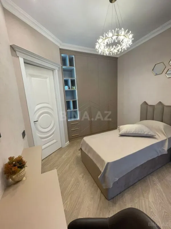 Kirayə verilir 3 otaqlı mənzil 105 m²