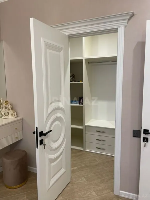 Kirayə verilir 3 otaqlı mənzil 105 m²