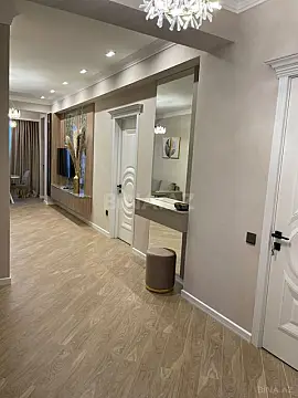 Kirayə verilir 3 otaqlı mənzil 105 m²