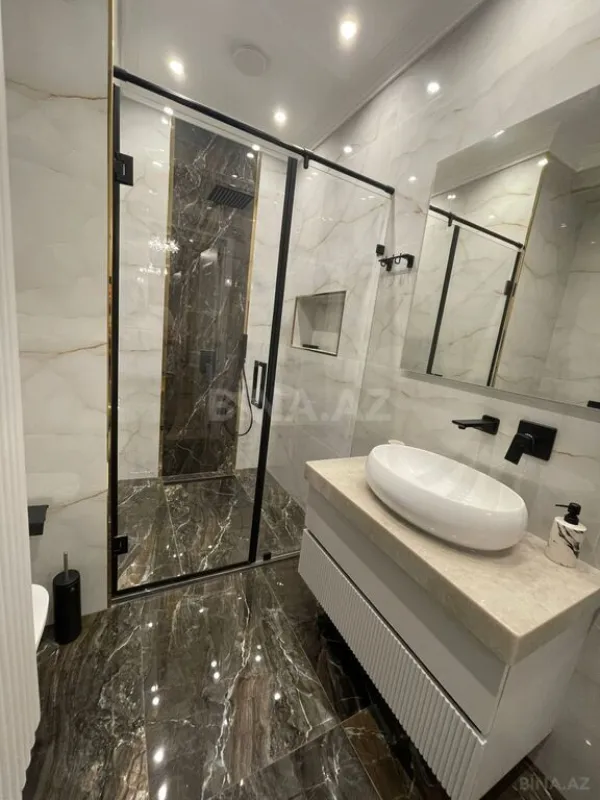 Kirayə verilir 3 otaqlı mənzil 105 m²