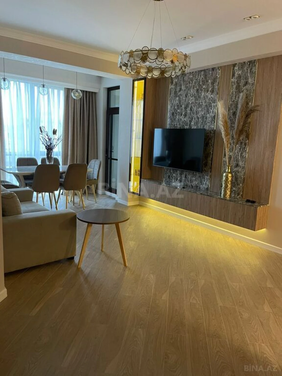 Kirayə verilir 3 otaqlı mənzil 105 m²