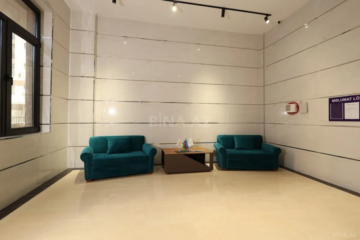 Satılır 2 otaqlı mənzil 104 m²