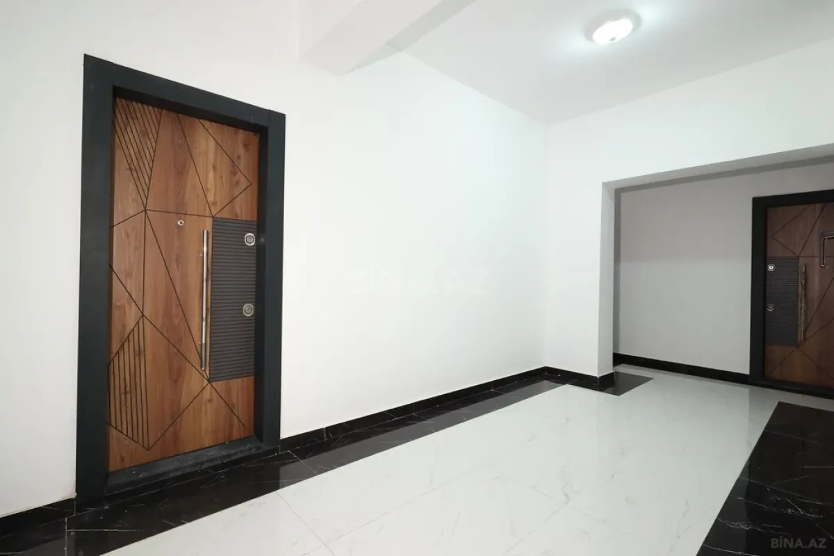 Satılır 2 otaqlı mənzil 104 m²
