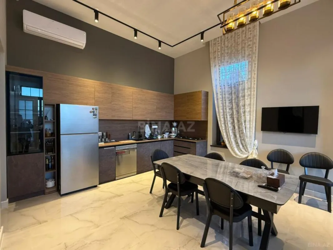 Kirayə verilir 5 otaqlı həyət evi 350 m²