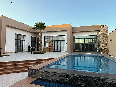 Kirayə verilir 5 otaqlı həyət evi 250 m²