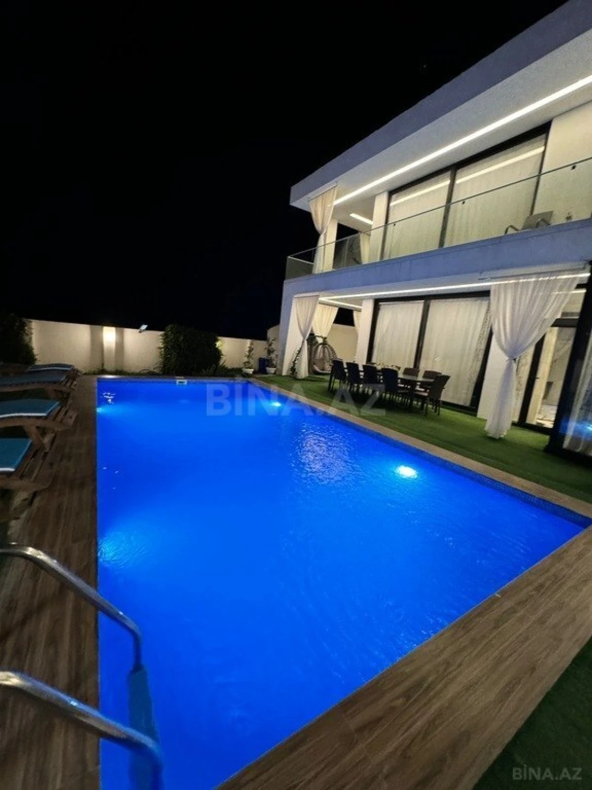 Kirayə verilir 5 otaqlı həyət evi 350 m²