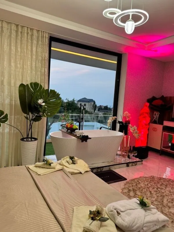 Kirayə verilir 5 otaqlı həyət evi 350 m²