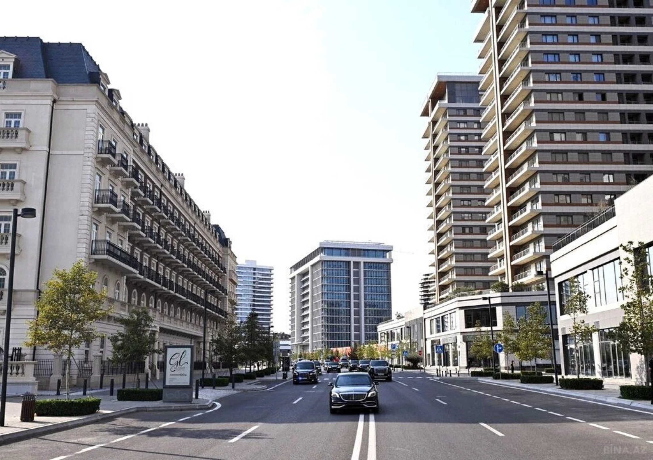 Satılır 4 otaqlı mənzil 225 m²